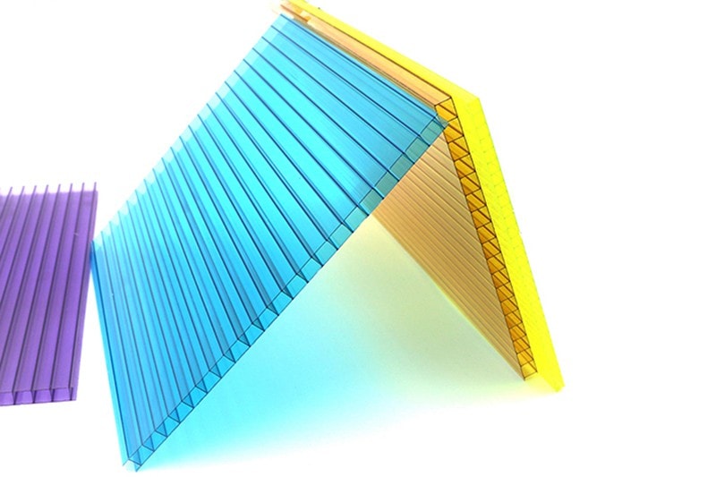 Doppelwandige Polycarbonatplatte